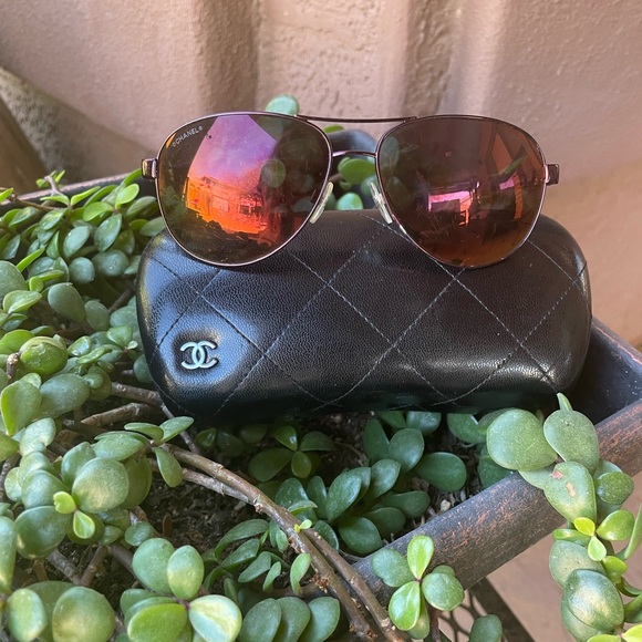 Chanel aviators sunglasses - Picture 1 of 16